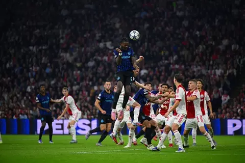 إنتر يستعيد توازنه بثنائية تورام أمام أياكس في دوري الأبطال